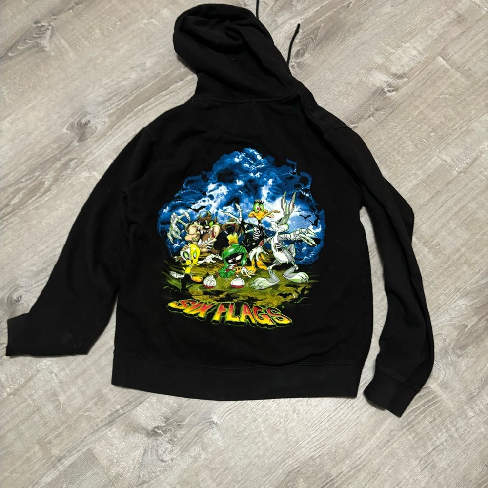 Six Flags Sweatshirt